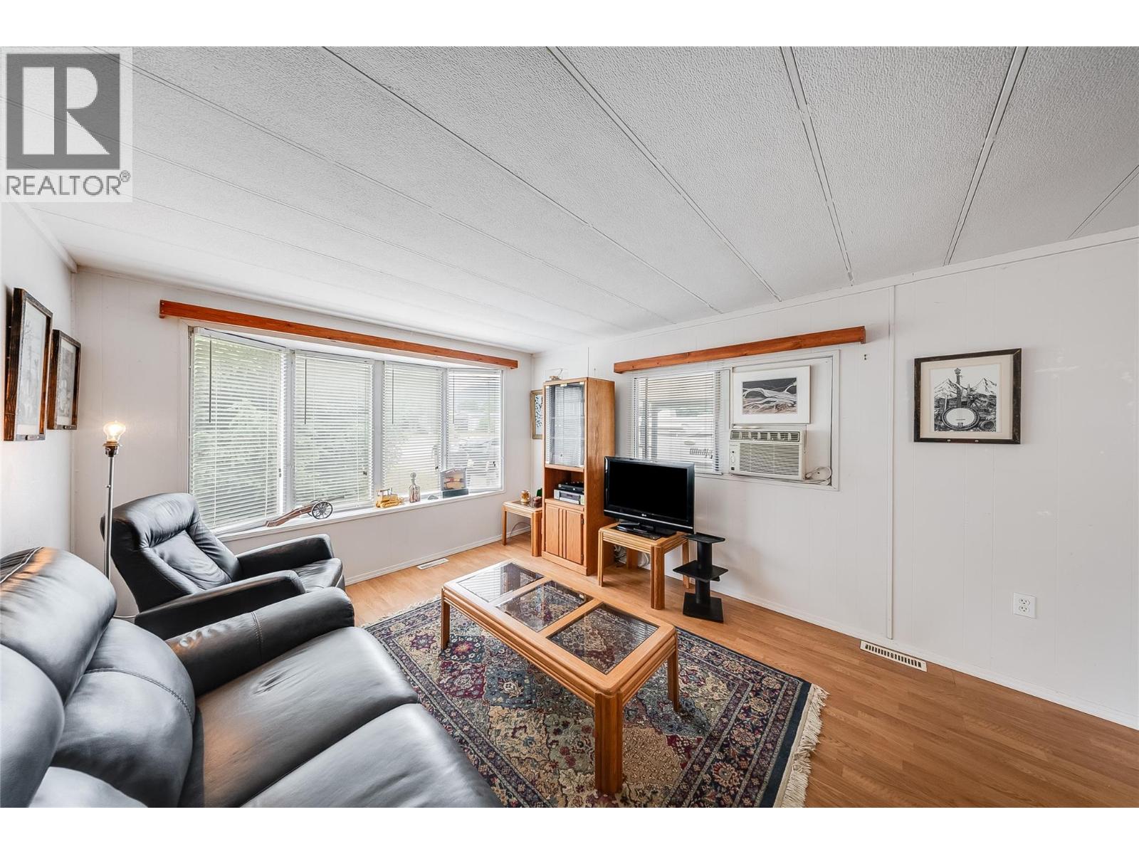 304 103 Street - 60