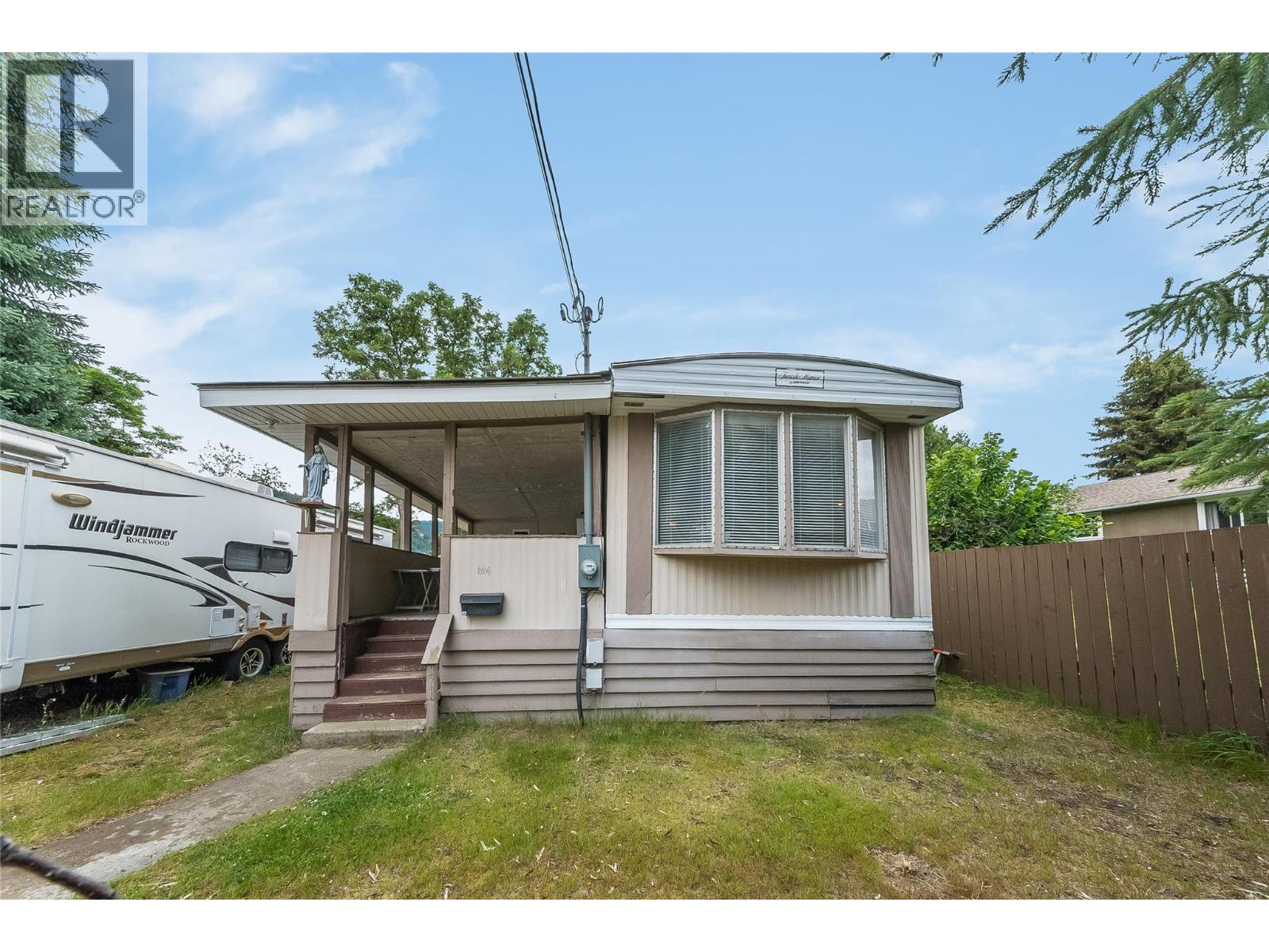 304 103 Street - 32