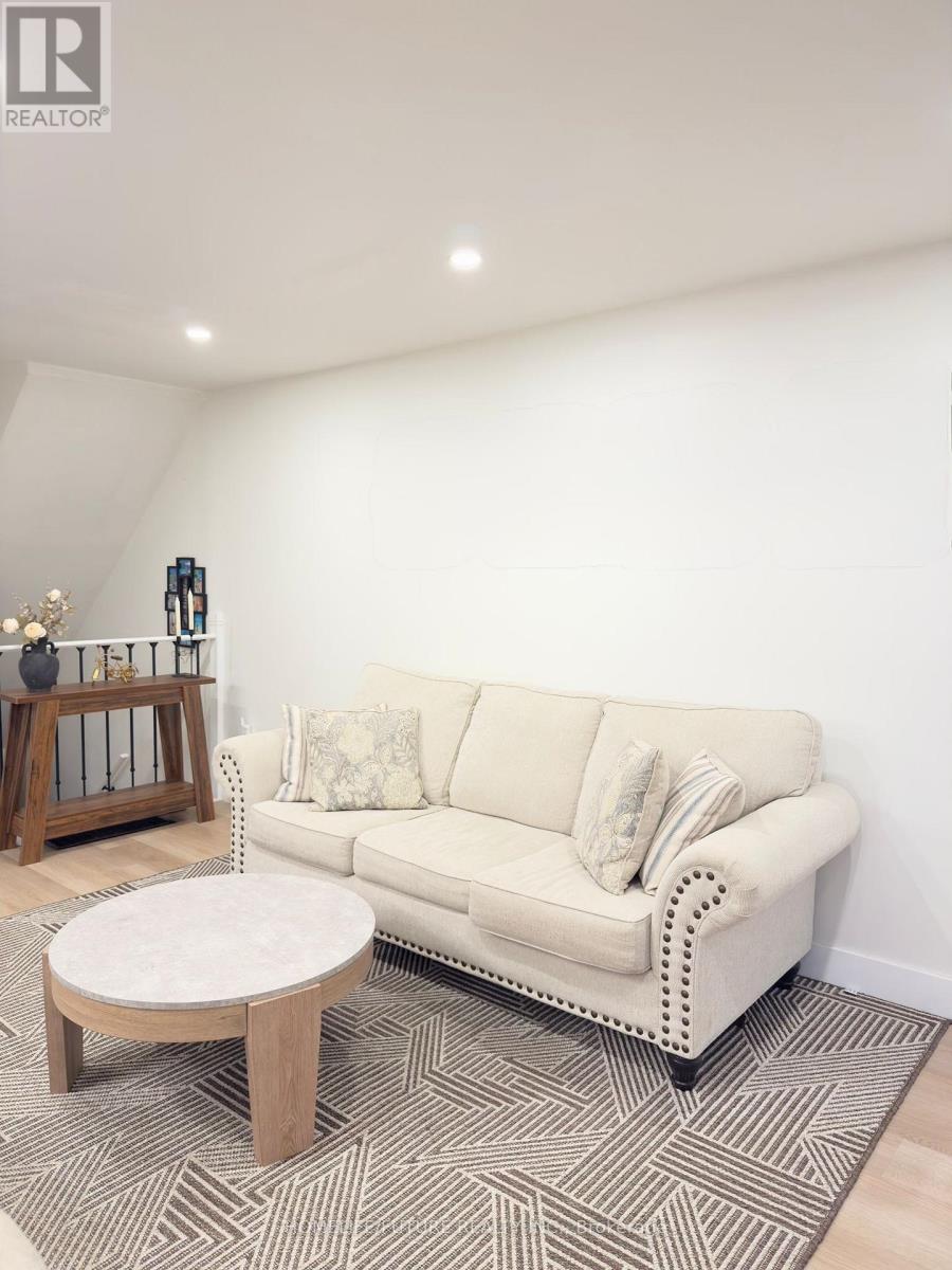 #51 51 PAULANDER DRIVE - 11