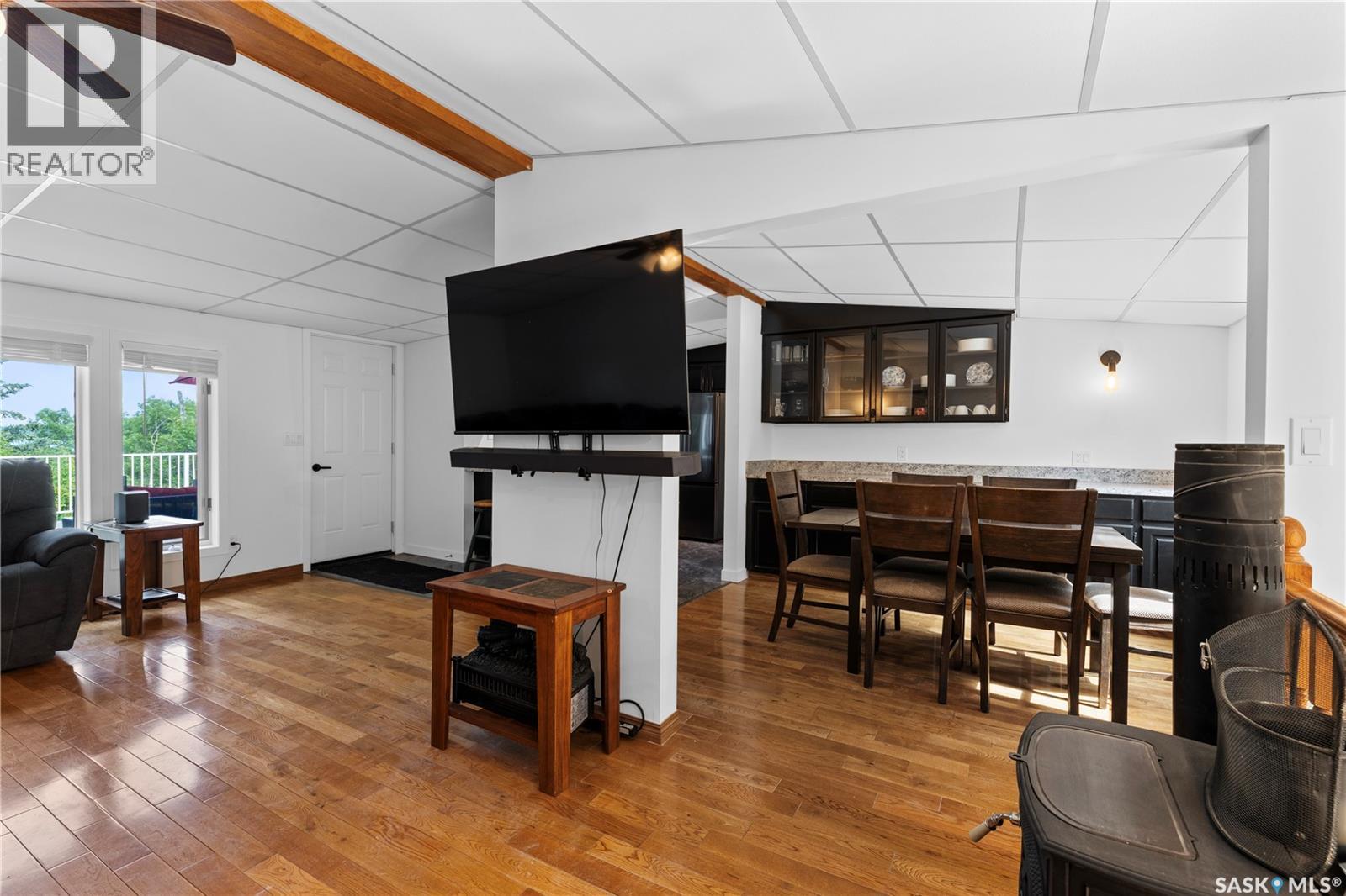 342 4th STREET E - 13
