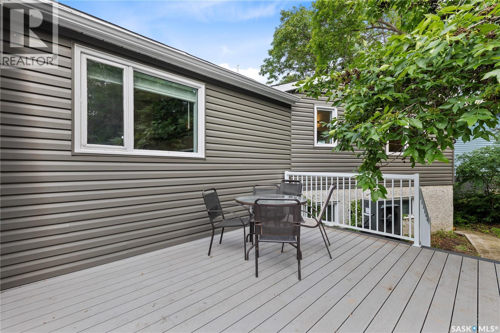 342 4th STREET E - 18