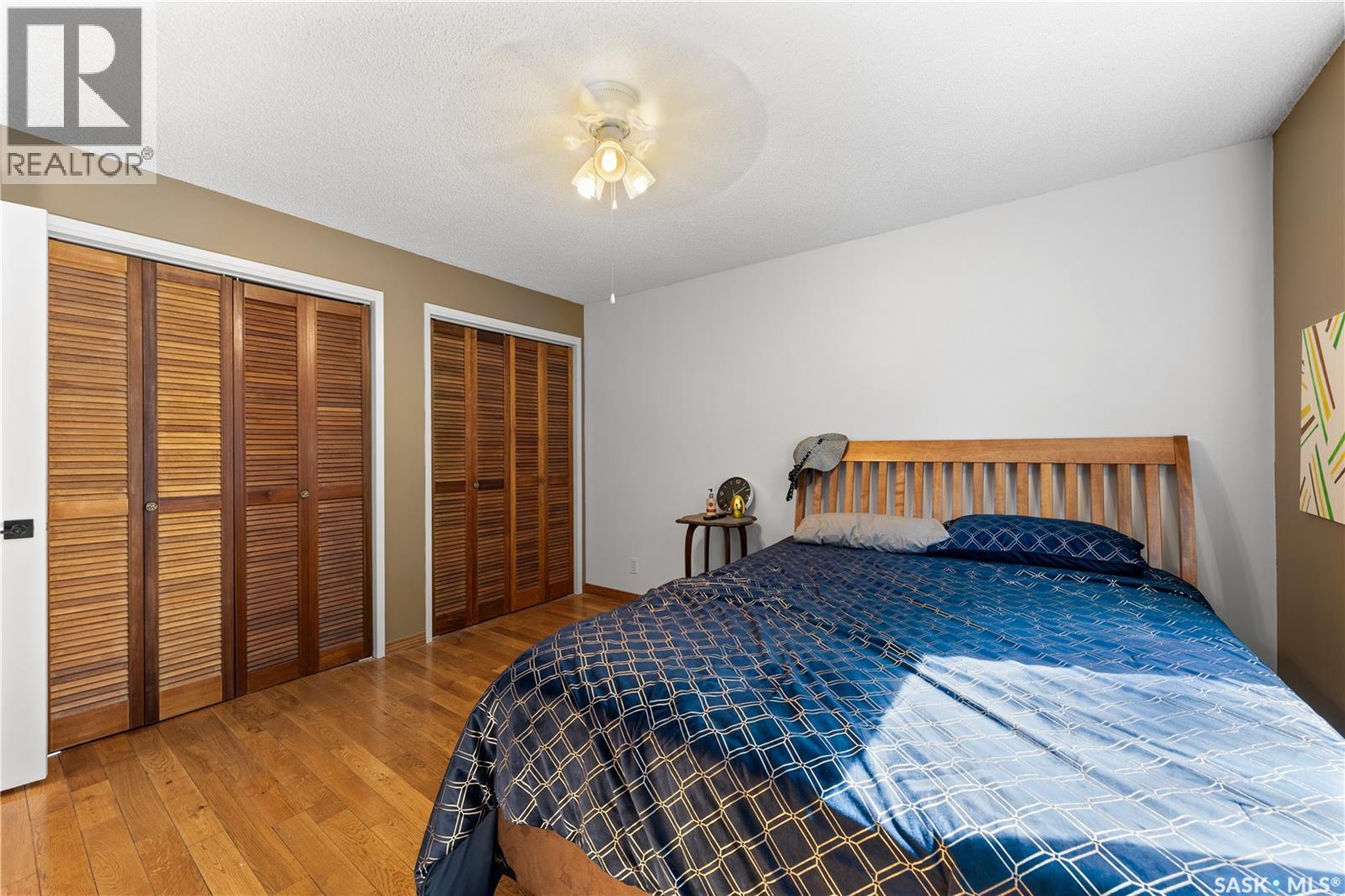 342 4th STREET E - 24