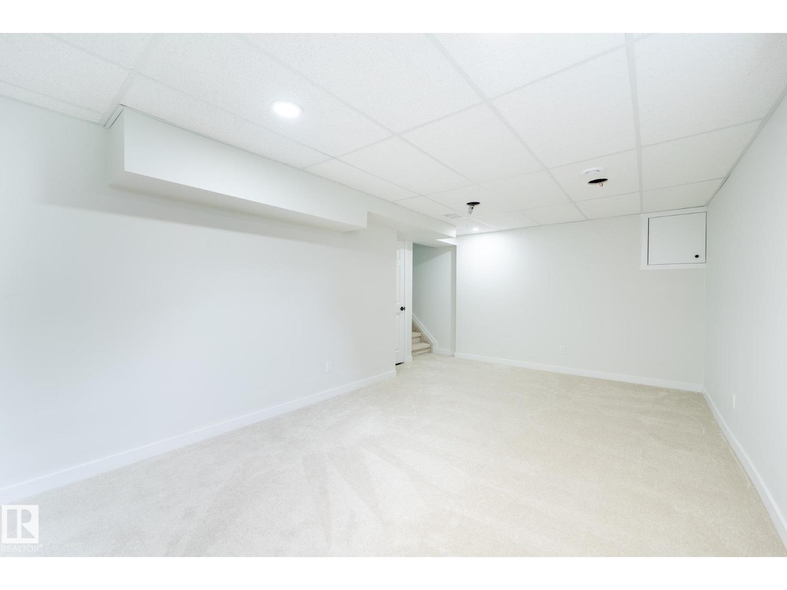 30 AMBERLY CO NW - 29