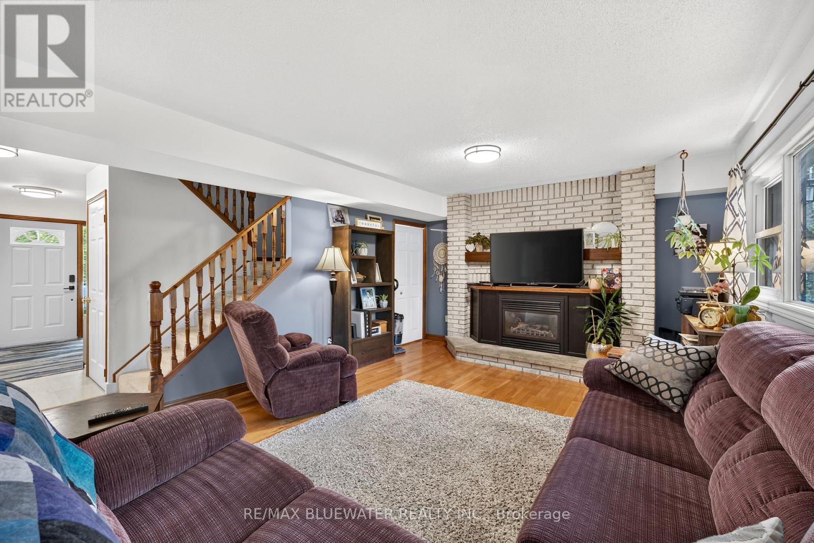 177 TORONTO STREET - 10