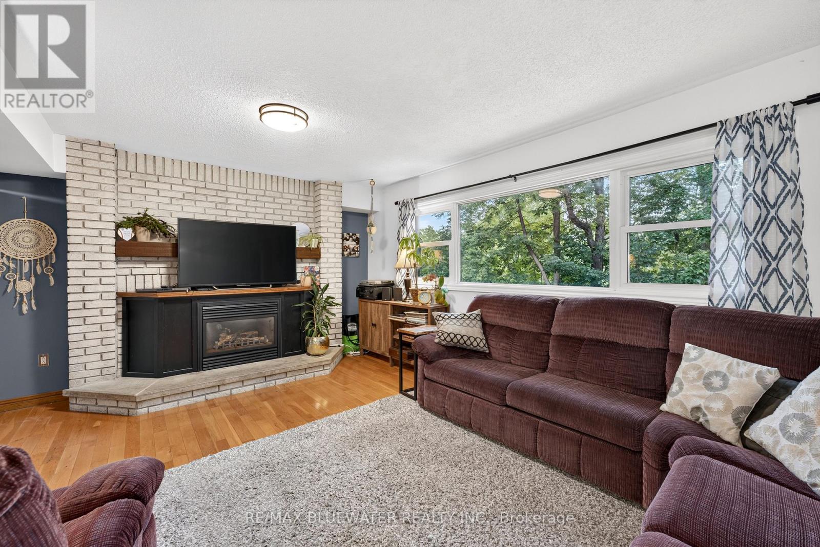 177 TORONTO STREET - 11