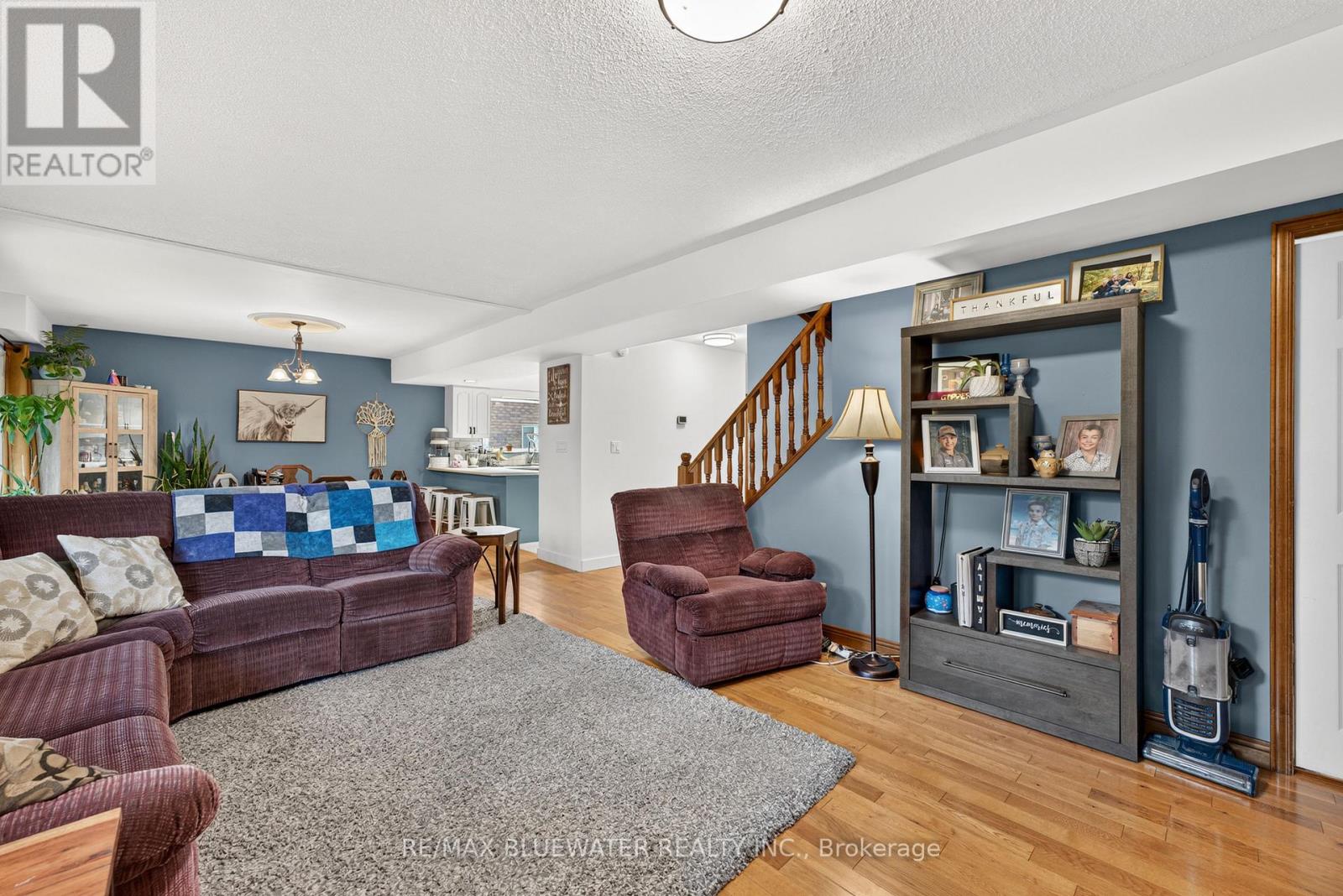 177 TORONTO STREET - 12