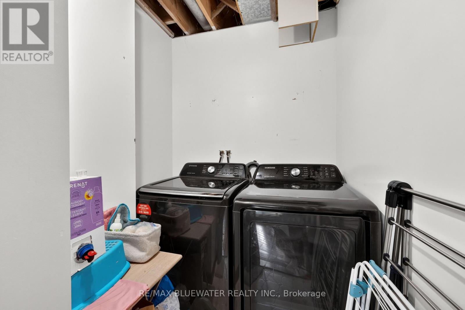 177 TORONTO STREET - 14