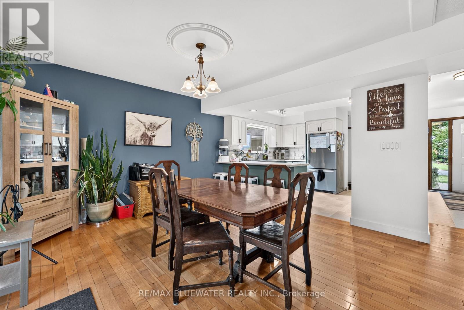 177 TORONTO STREET - 9