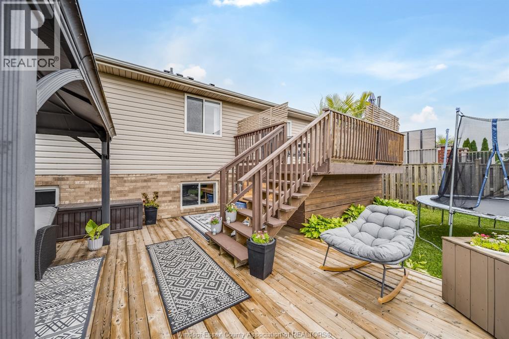 1409 KATELLA AVENUE - 44