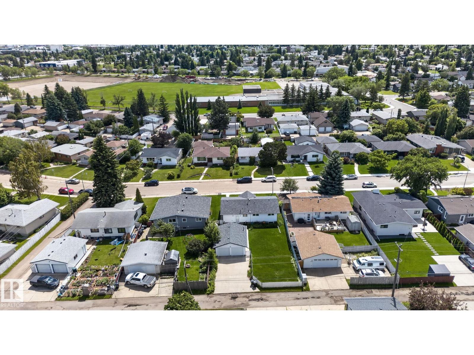 6704 94A AV NW - 27