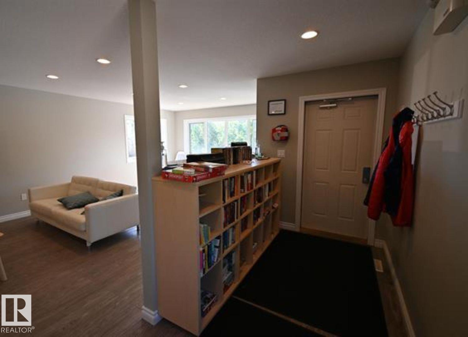 #64 53206 RGE ROAD 55 A - 54