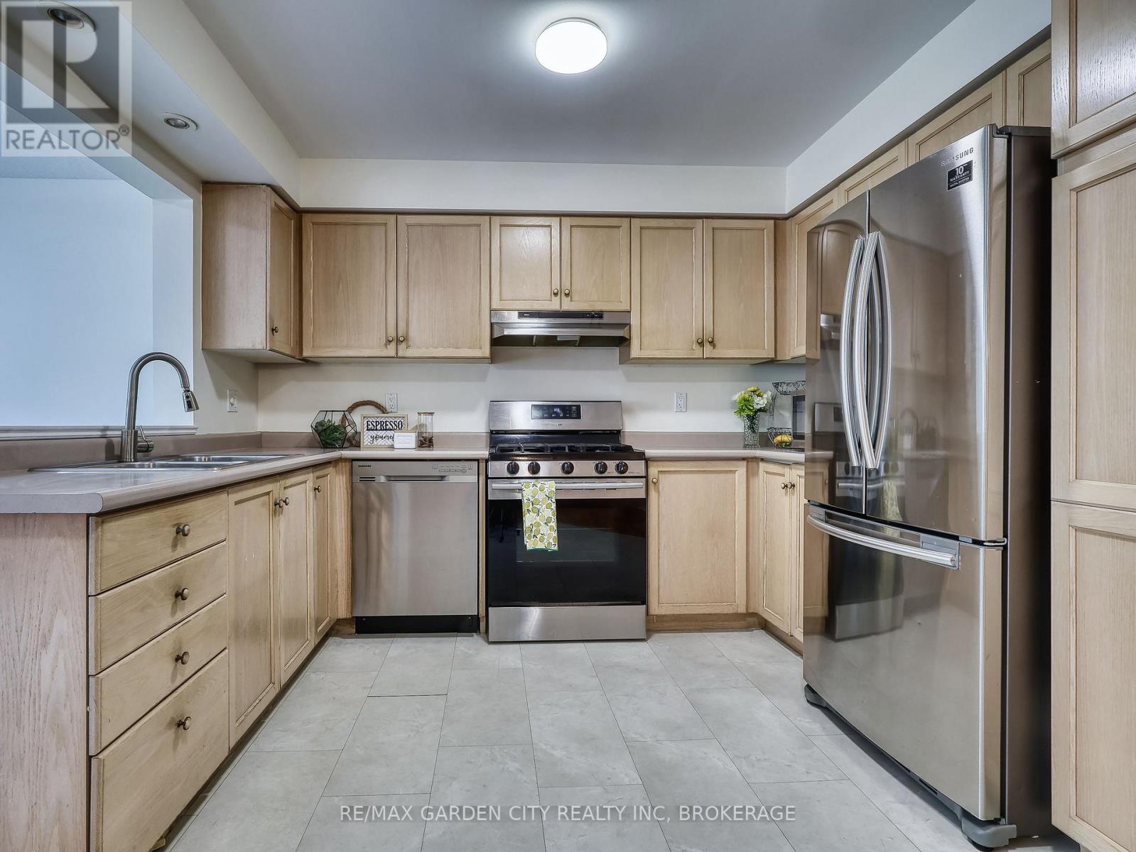 75 JACKSON COURT E - 10