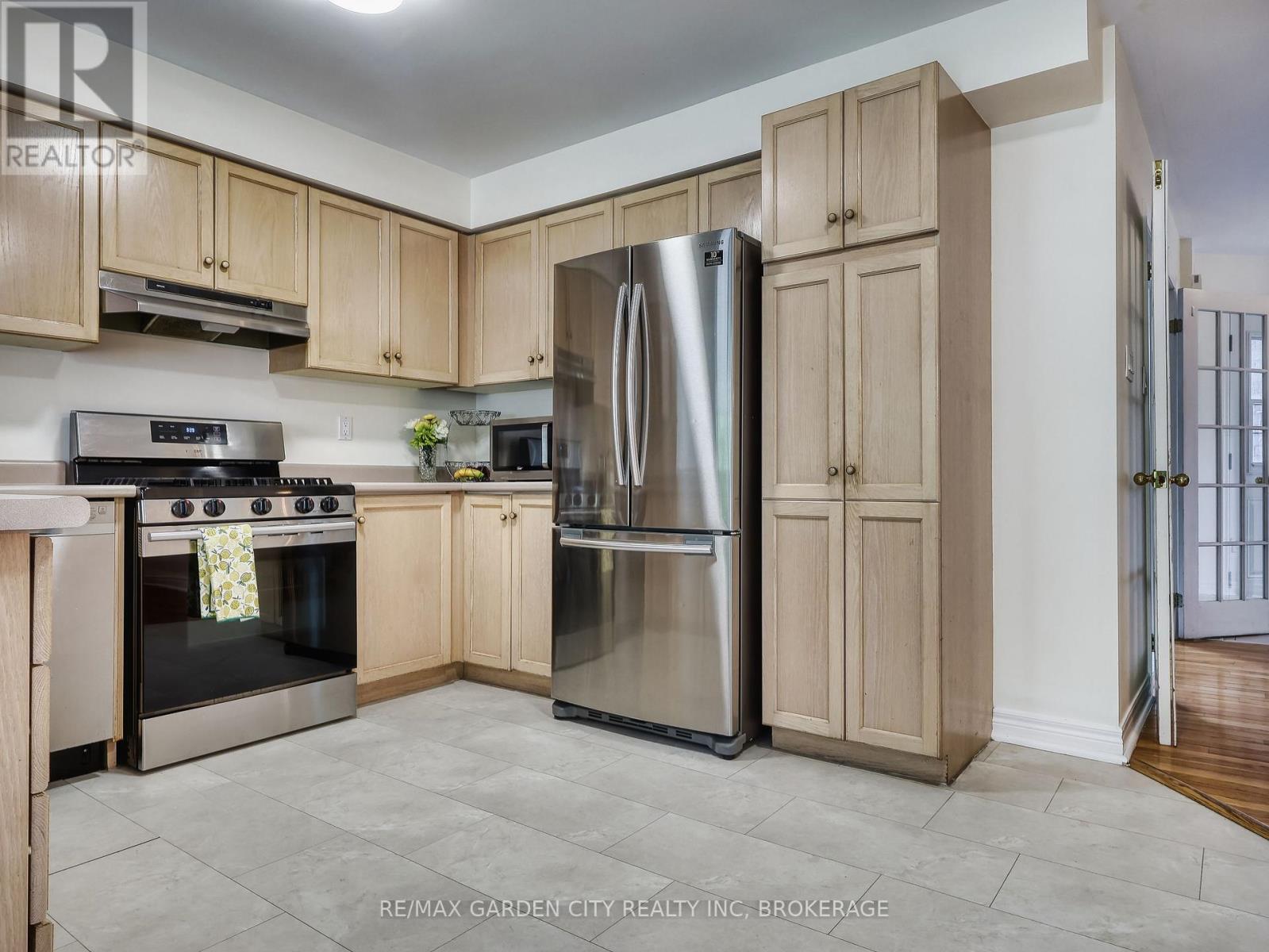 75 JACKSON COURT E - 12