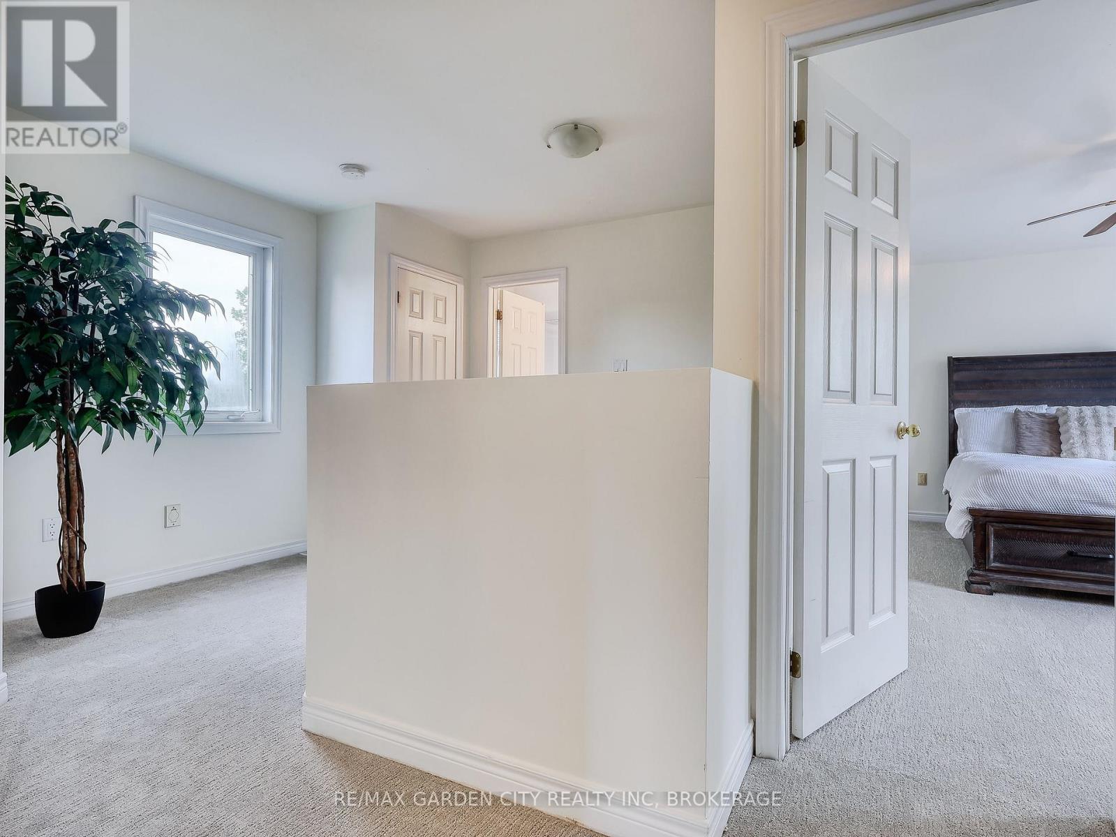 75 JACKSON COURT E - 20