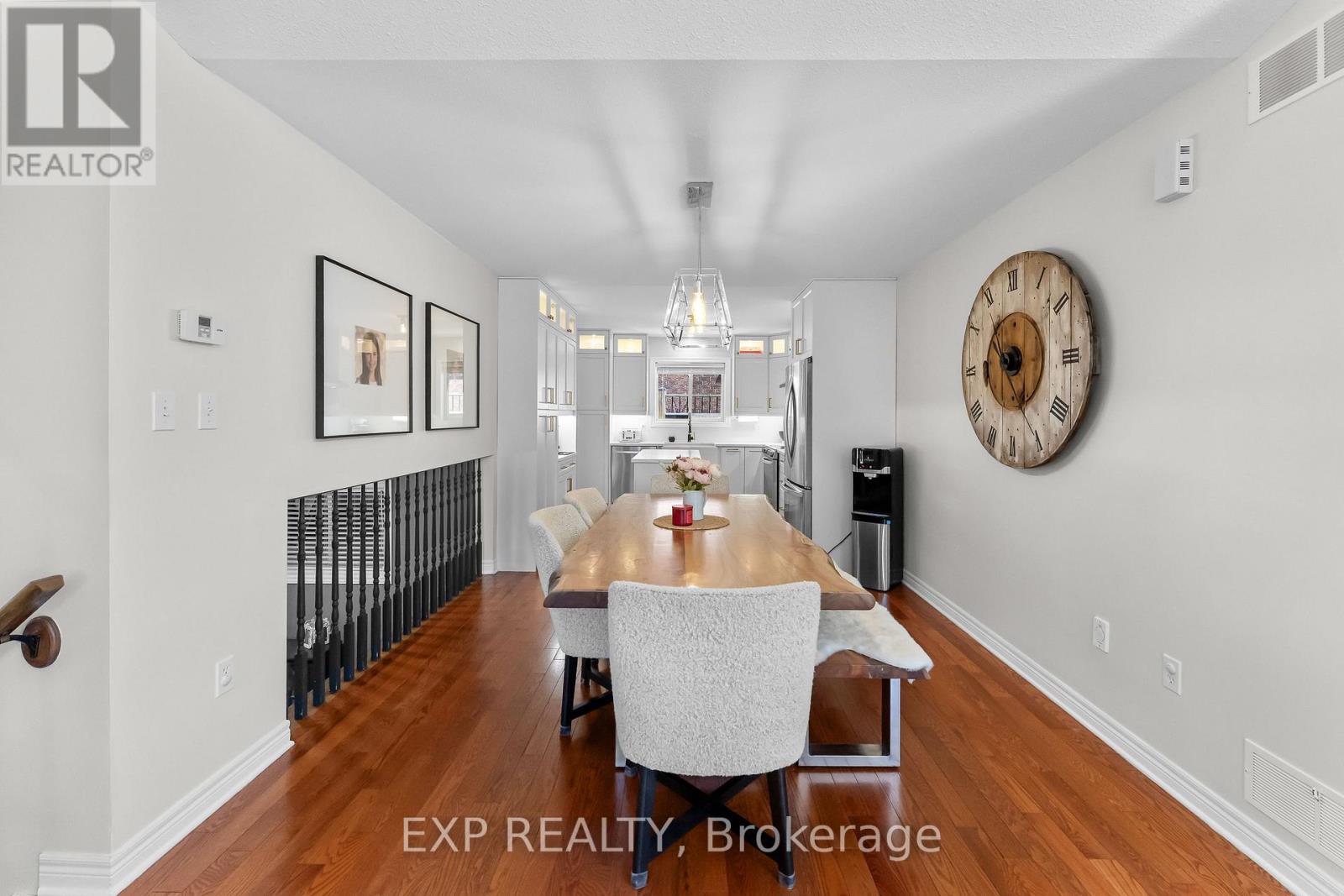 43 THOROLD AVENUE - 11