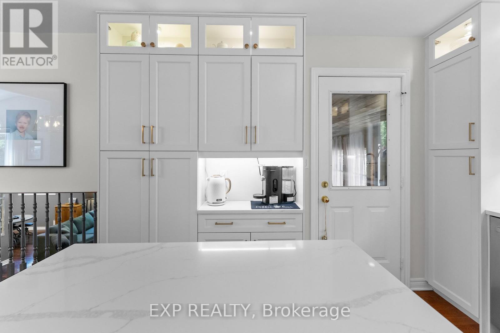 43 THOROLD AVENUE - 16