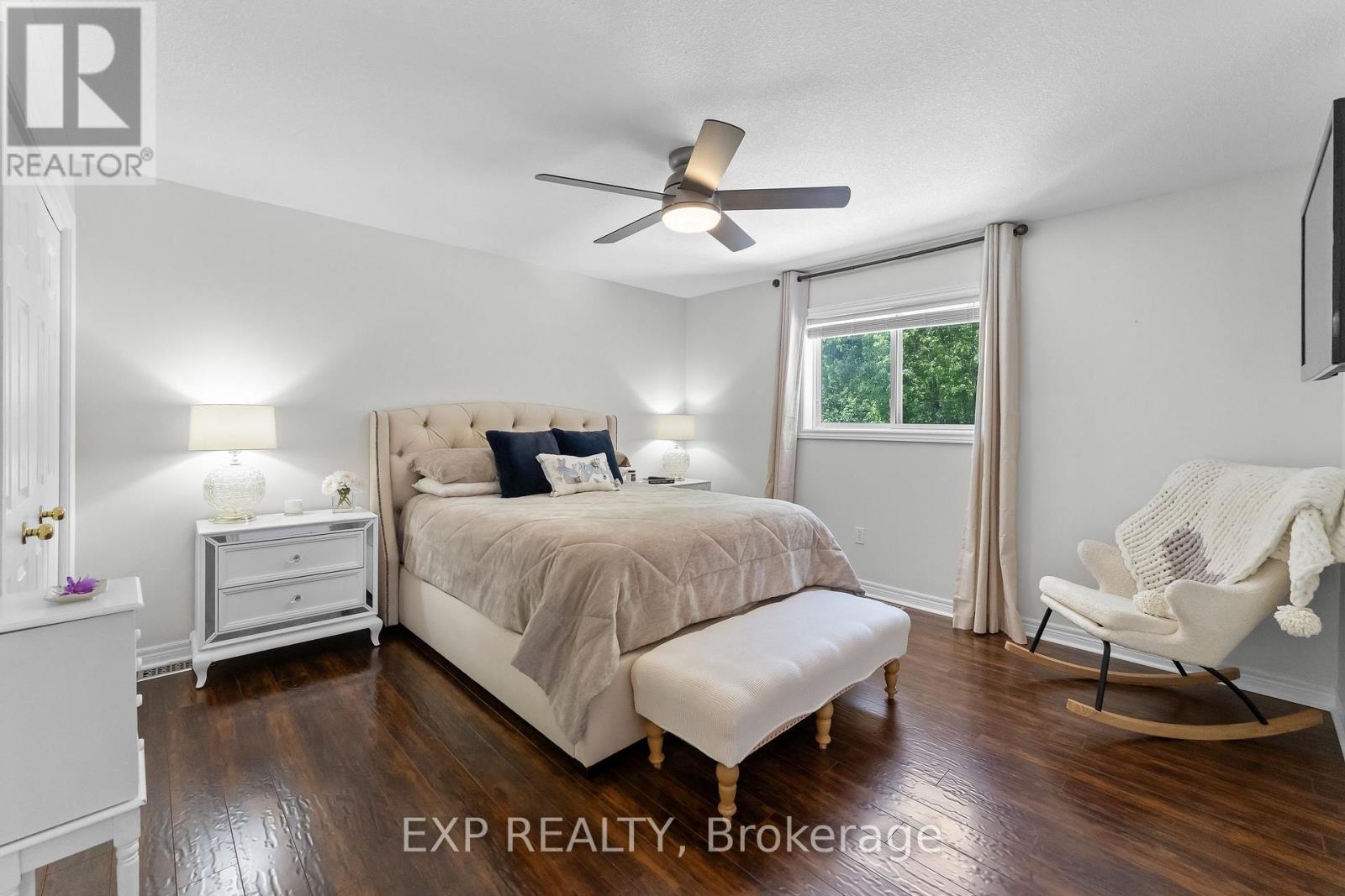 43 THOROLD AVENUE - 21