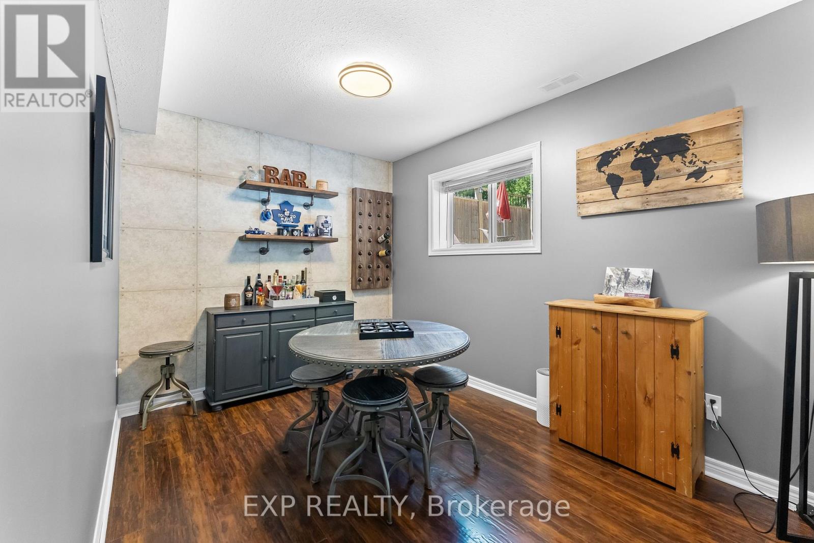 43 THOROLD AVENUE - 30