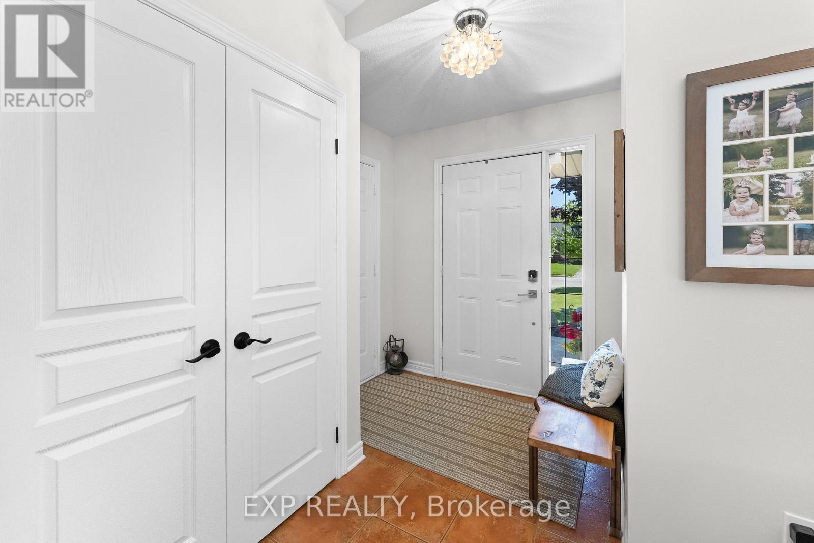 43 THOROLD AVENUE - 6