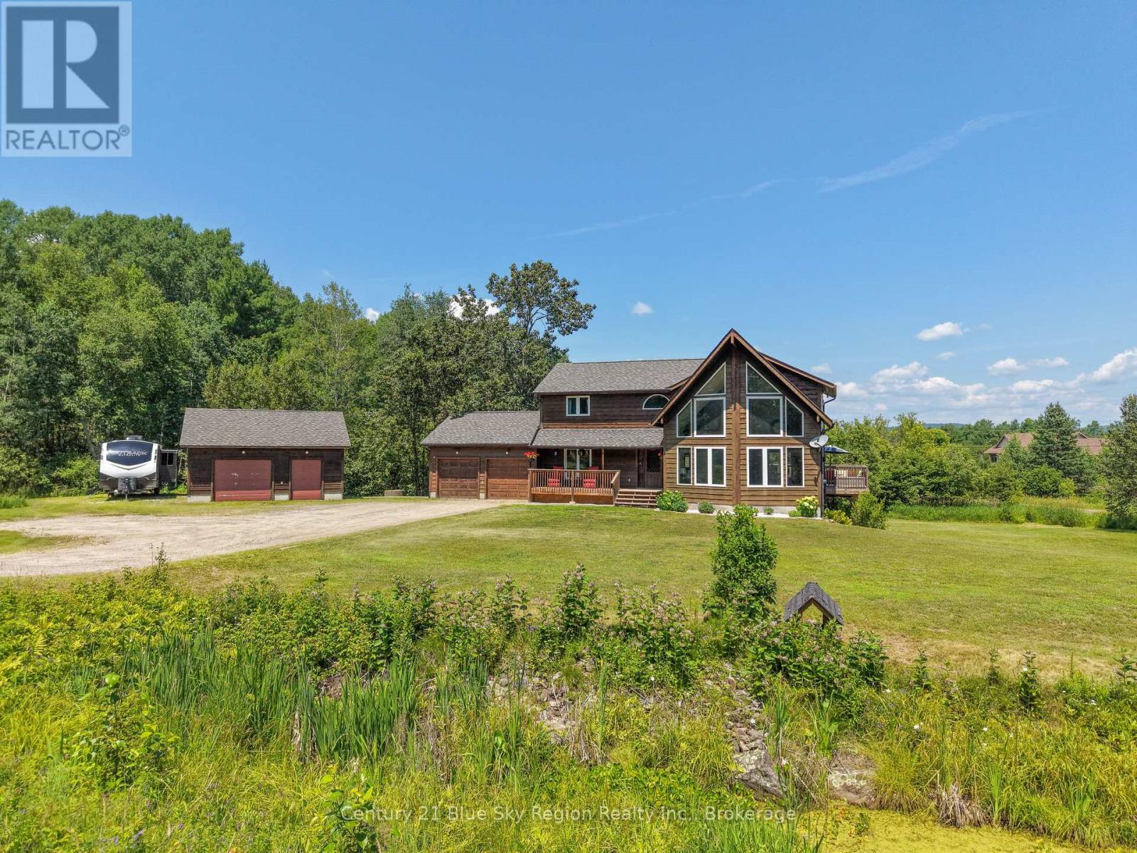 1033 CENTENNIAL CRESCENT - 1