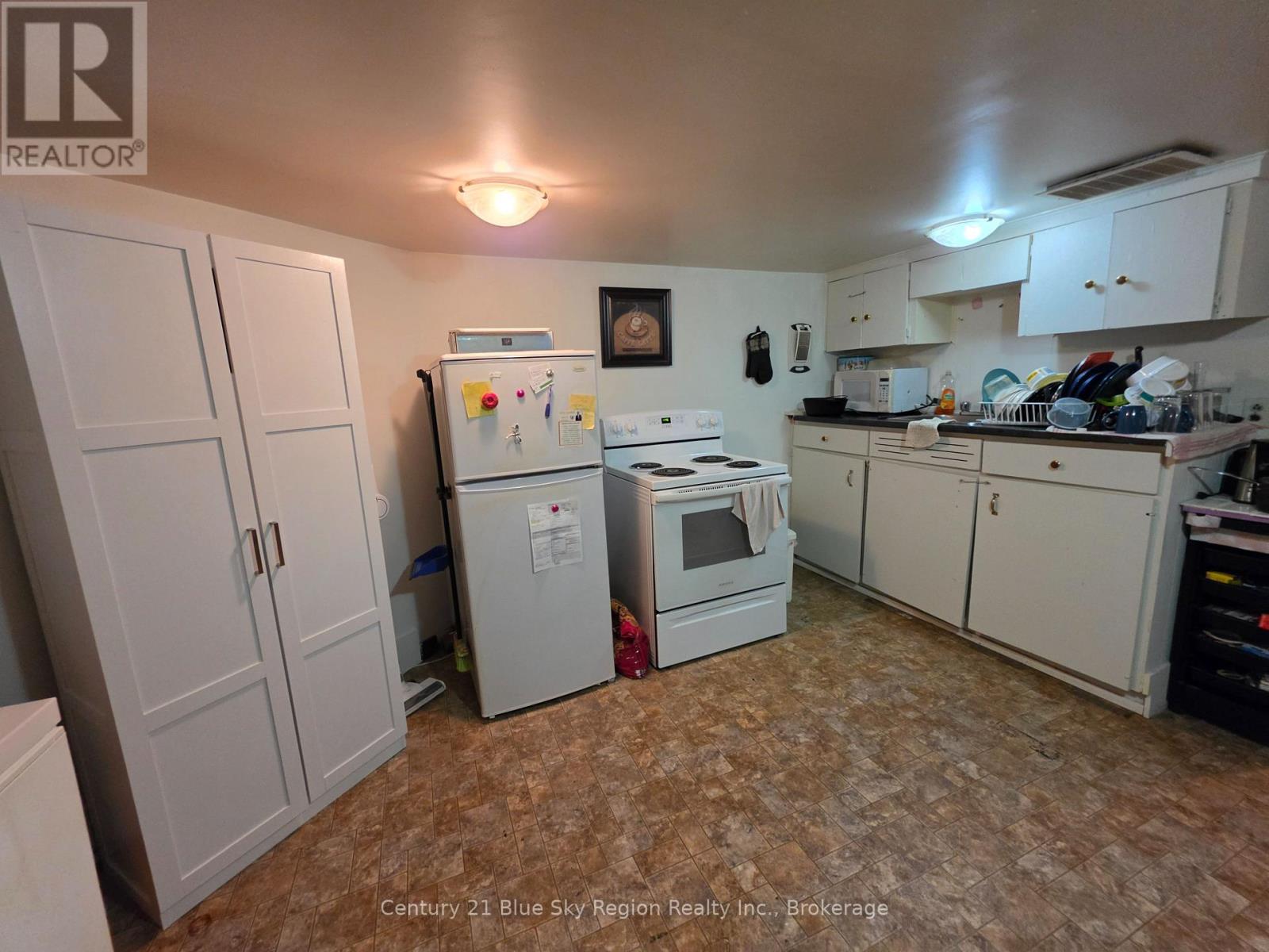 173 KING STREET - 11