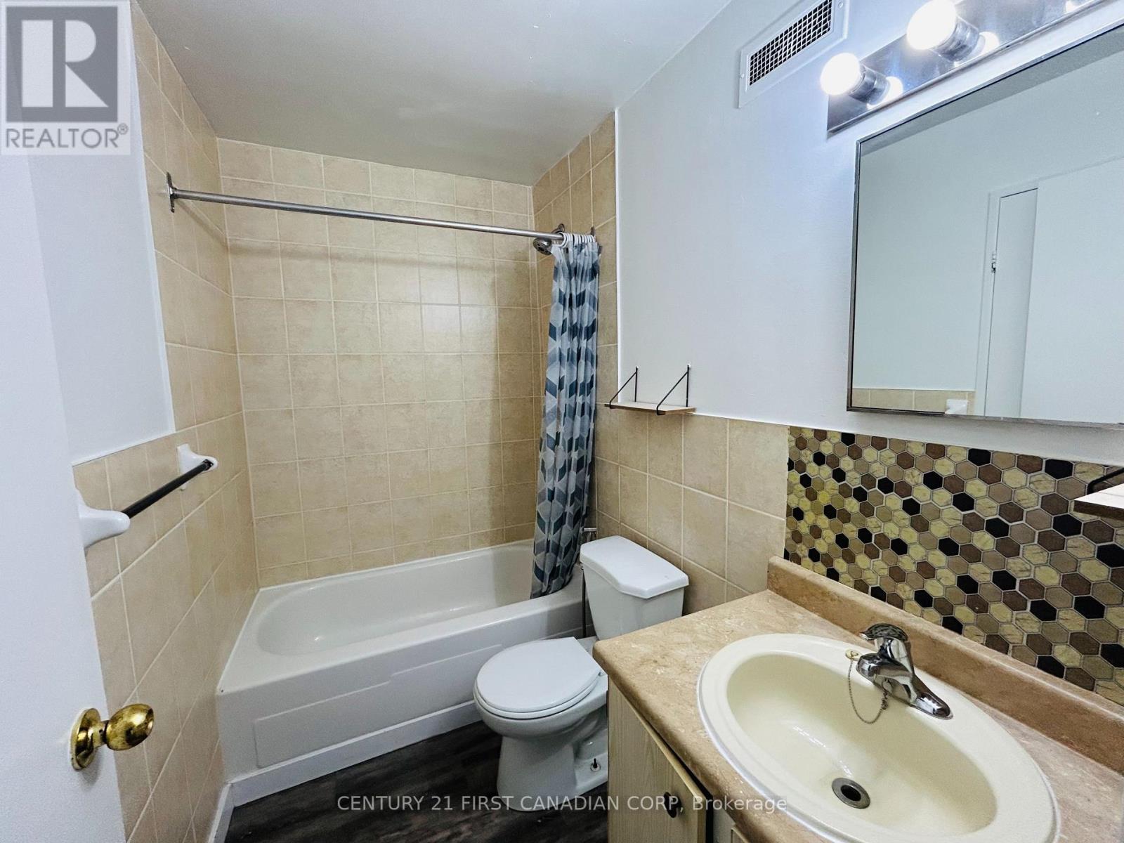 #1011 573 MORNINGTON AVENUE - 10