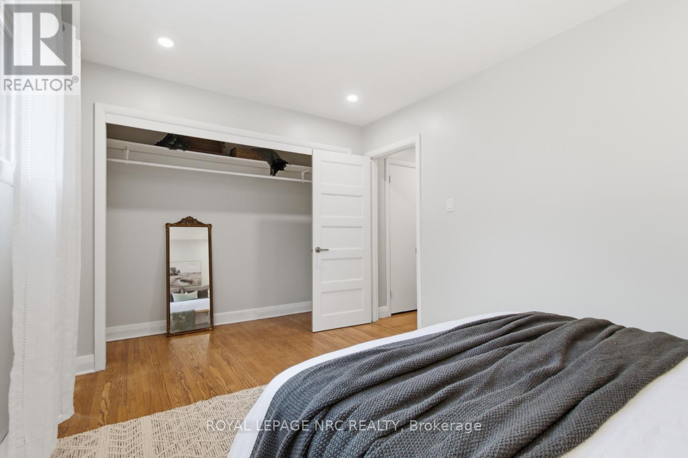 179 WOODSIDE DRIVE - 28