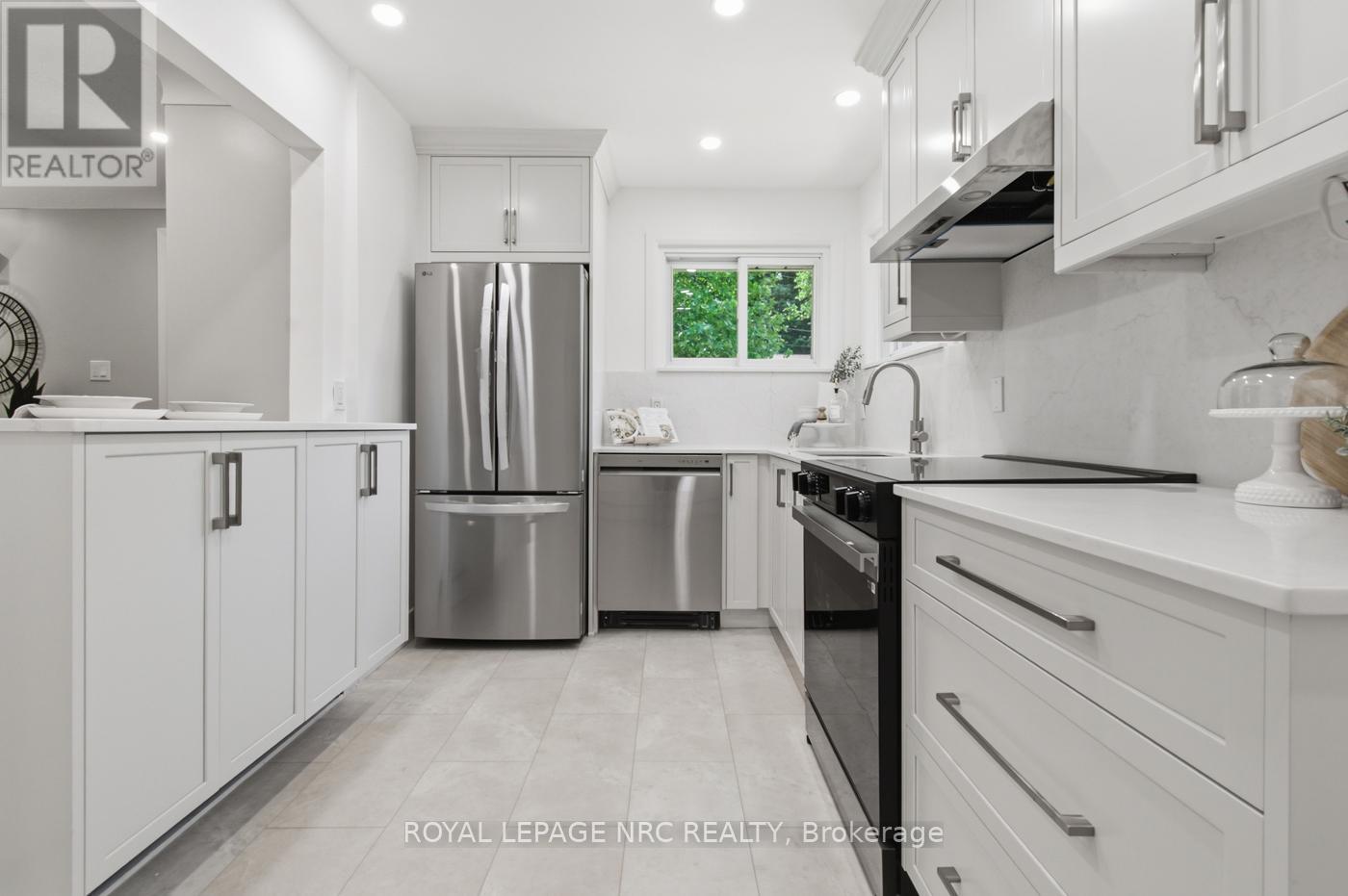179 WOODSIDE DRIVE - 15