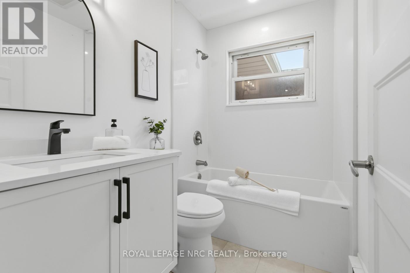 179 WOODSIDE DRIVE - 21