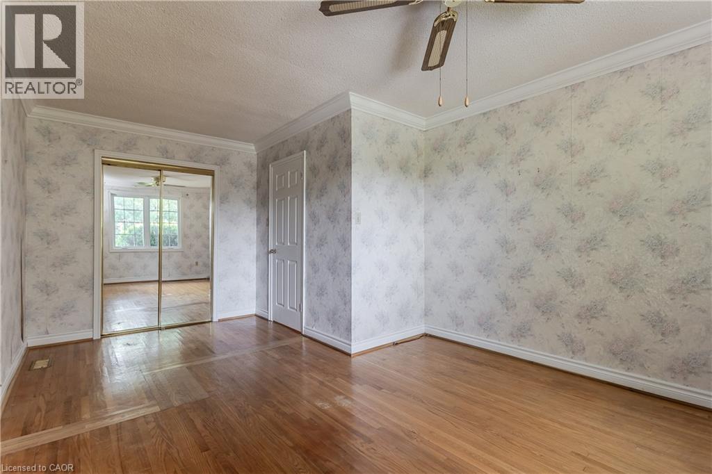 342 BRYANT Crescent - Image 19