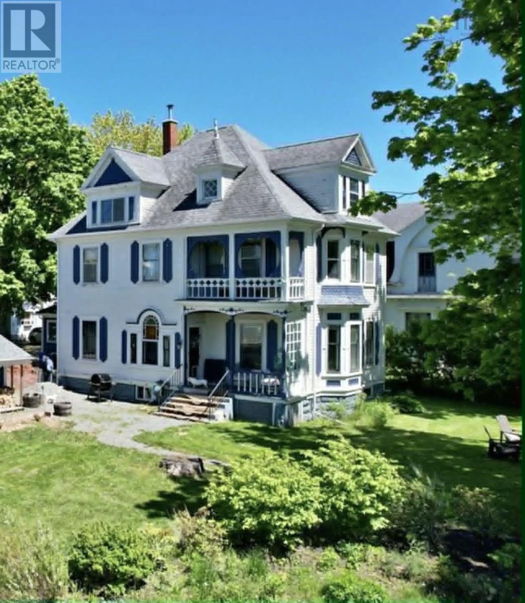 18 Stanley Street - 1