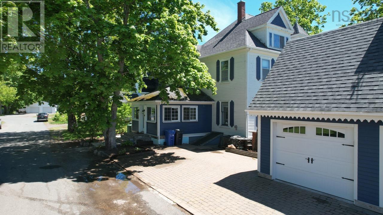 18 Stanley Street - 4