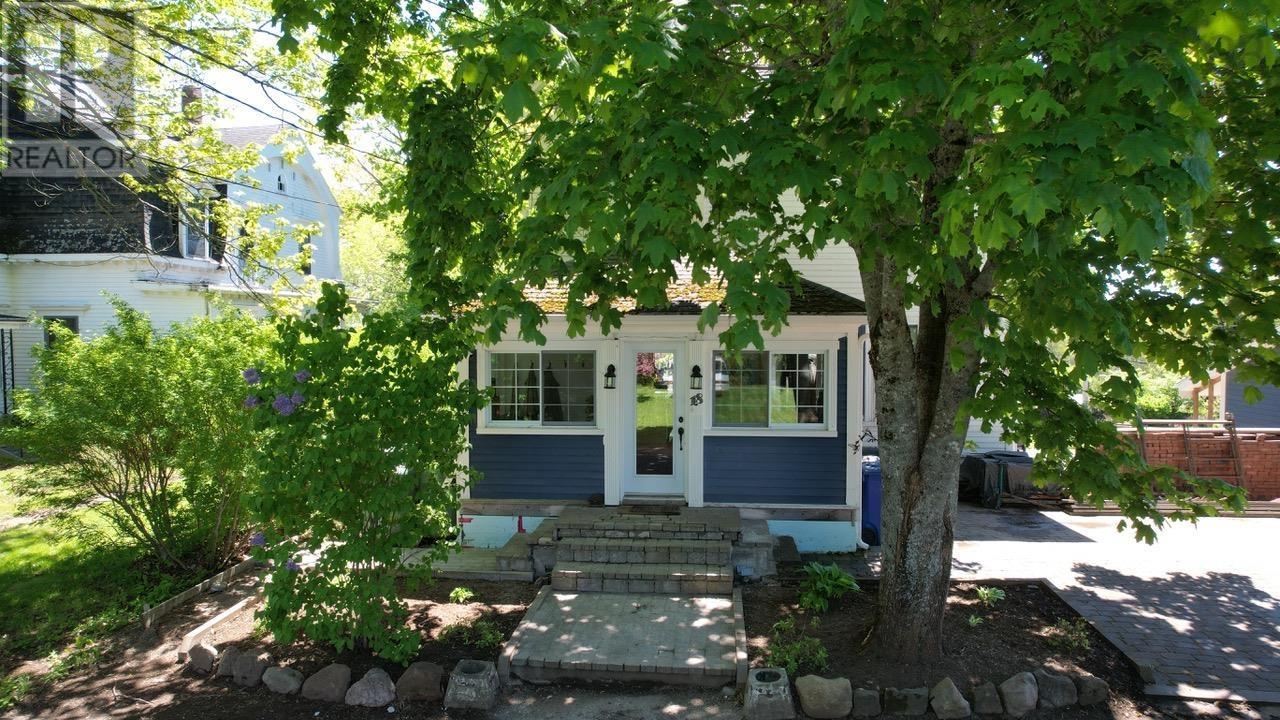 18 Stanley Street - 6