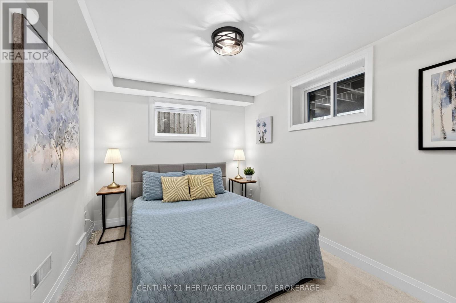 439 COLLEGE STREET - Image 23