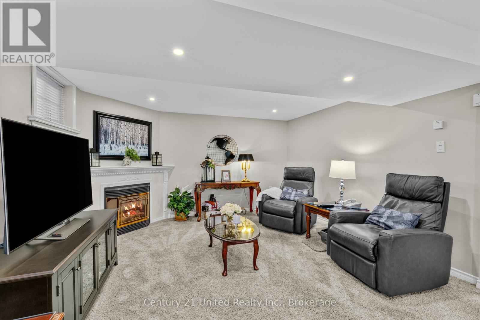 975 8TH LINE - Image 16