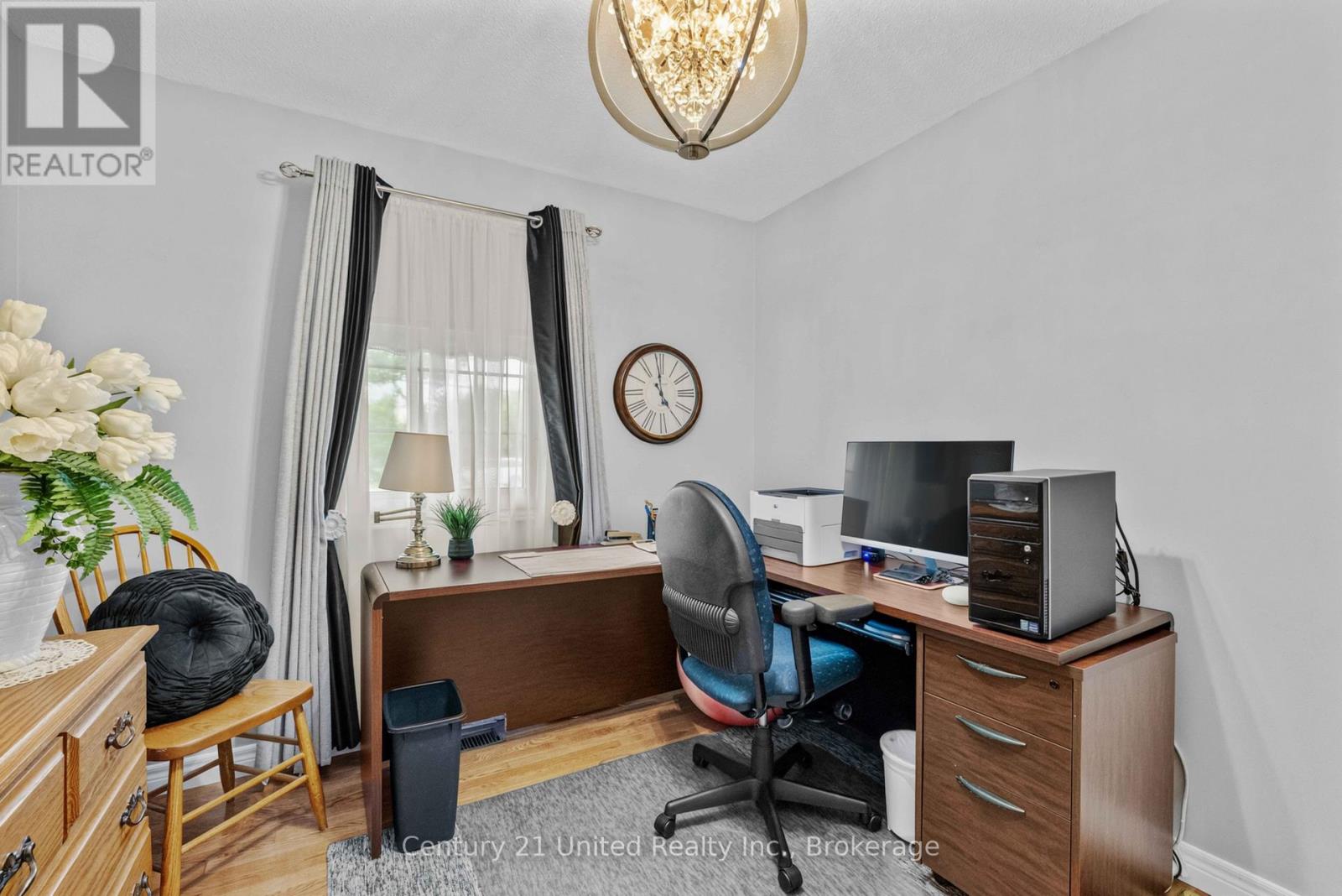 975 8TH LINE - Image 7