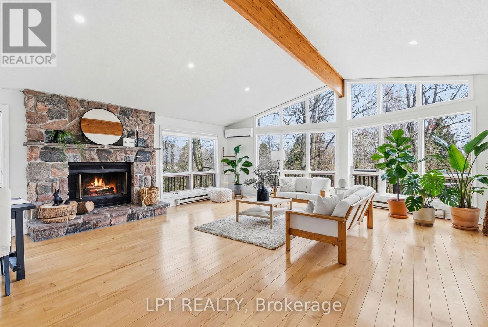 50 CONCESSION RD 2 W - 11