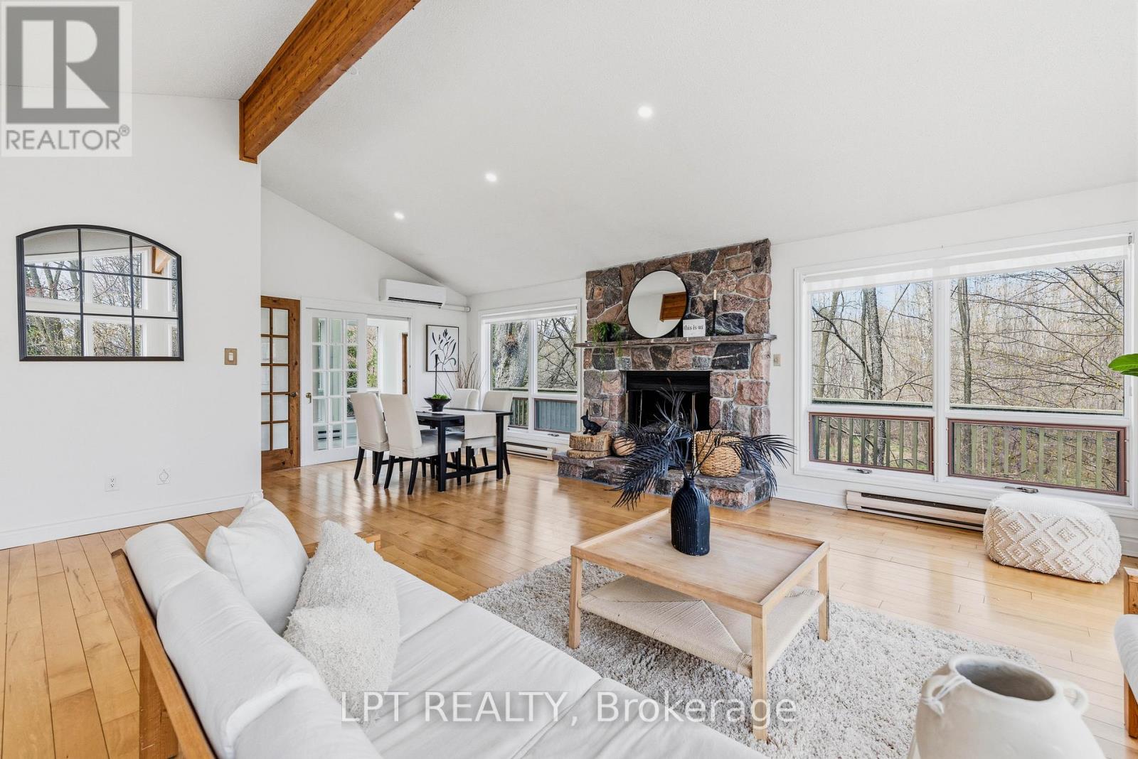 50 CONCESSION RD 2 W - 12