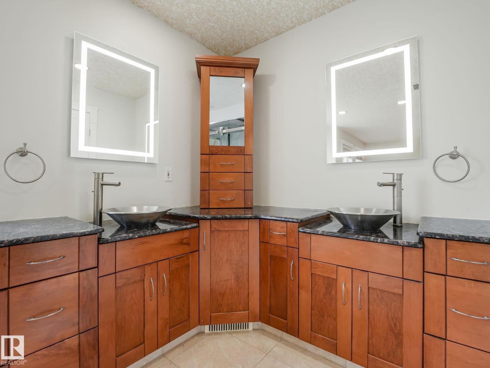 13412 157 AV NW — photo 33