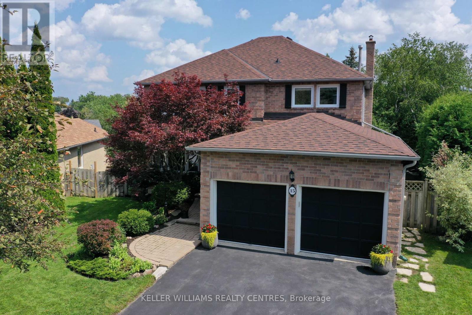 Photo of 15 BEATTY CRESCENT