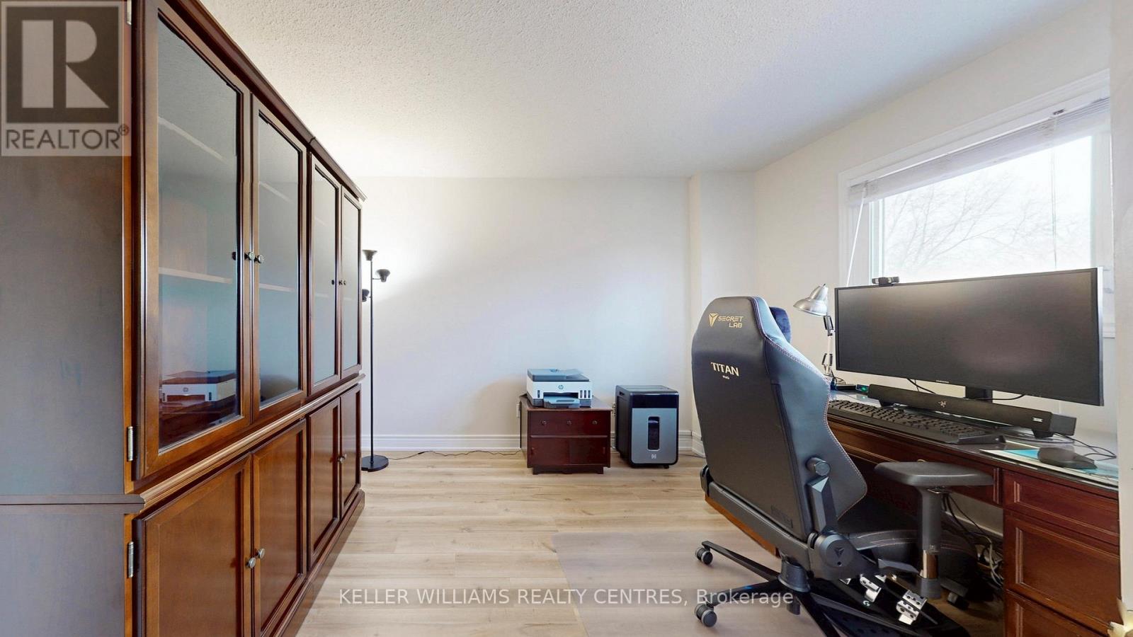15 BEATTY CRESCENT - 30