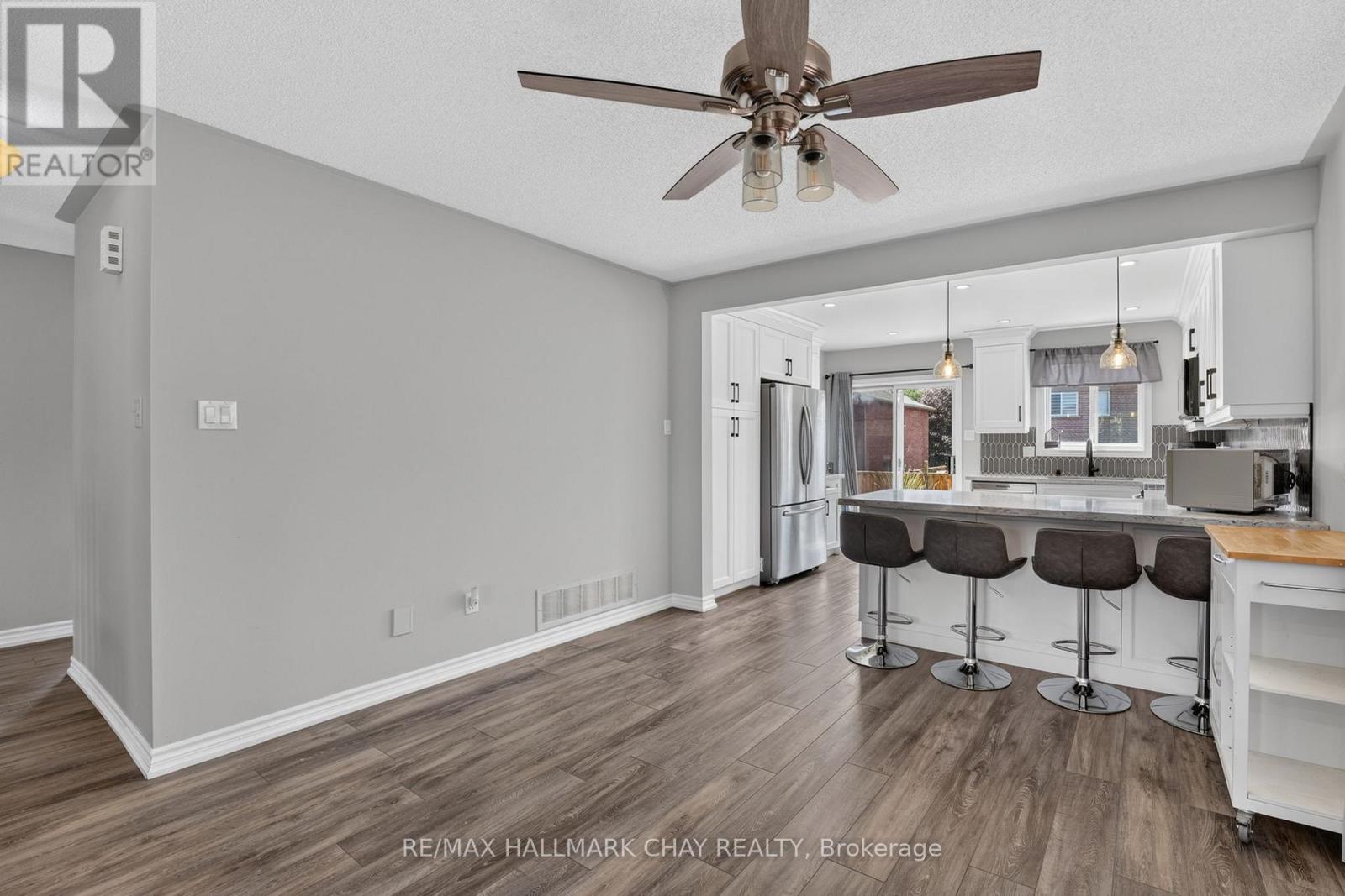 41 HODGSON DRIVE - 15