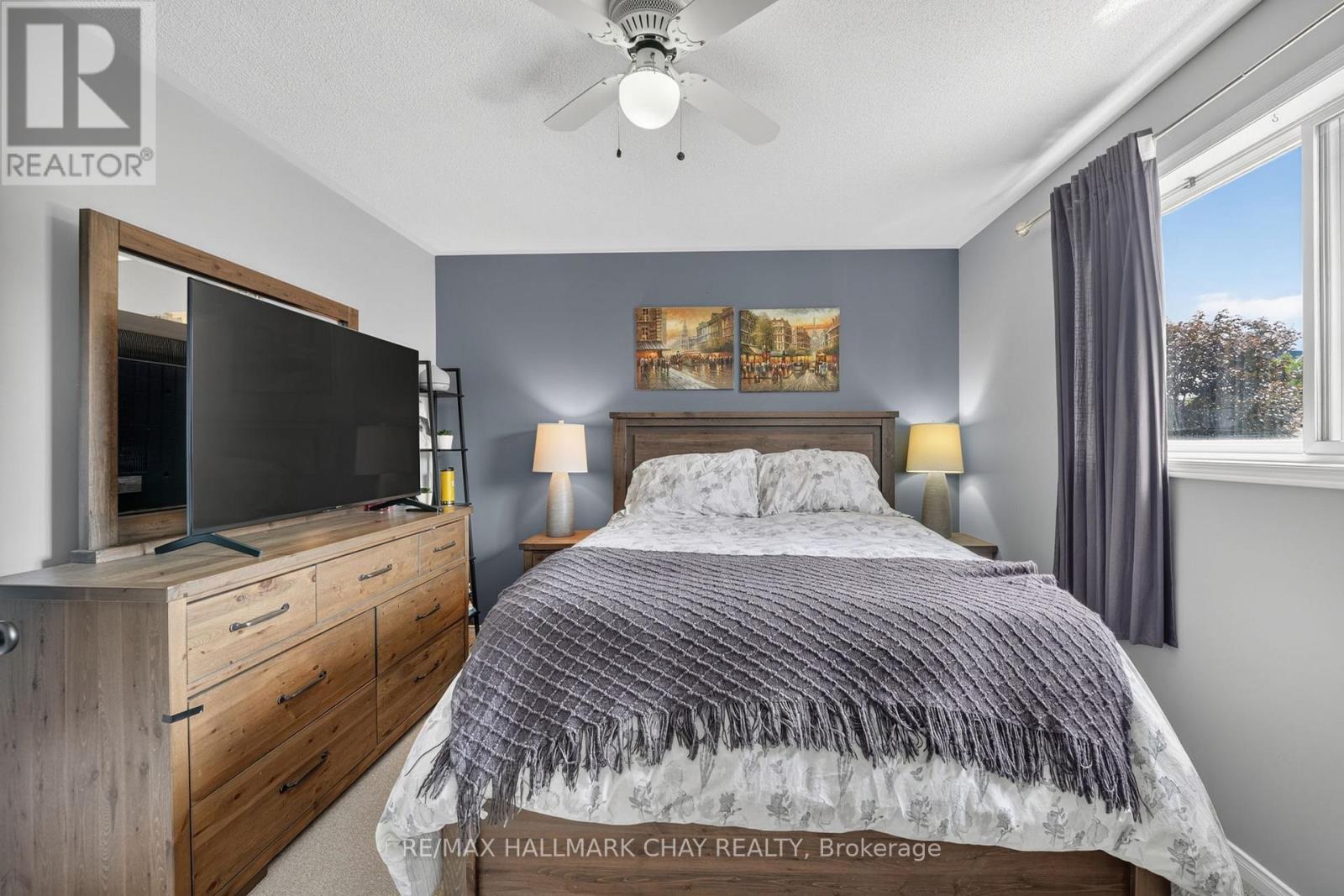 41 HODGSON DRIVE - 32