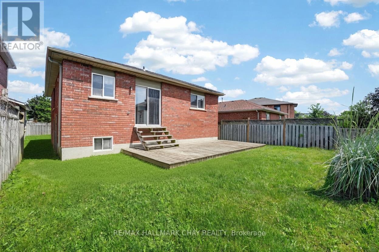 41 HODGSON DRIVE - 39