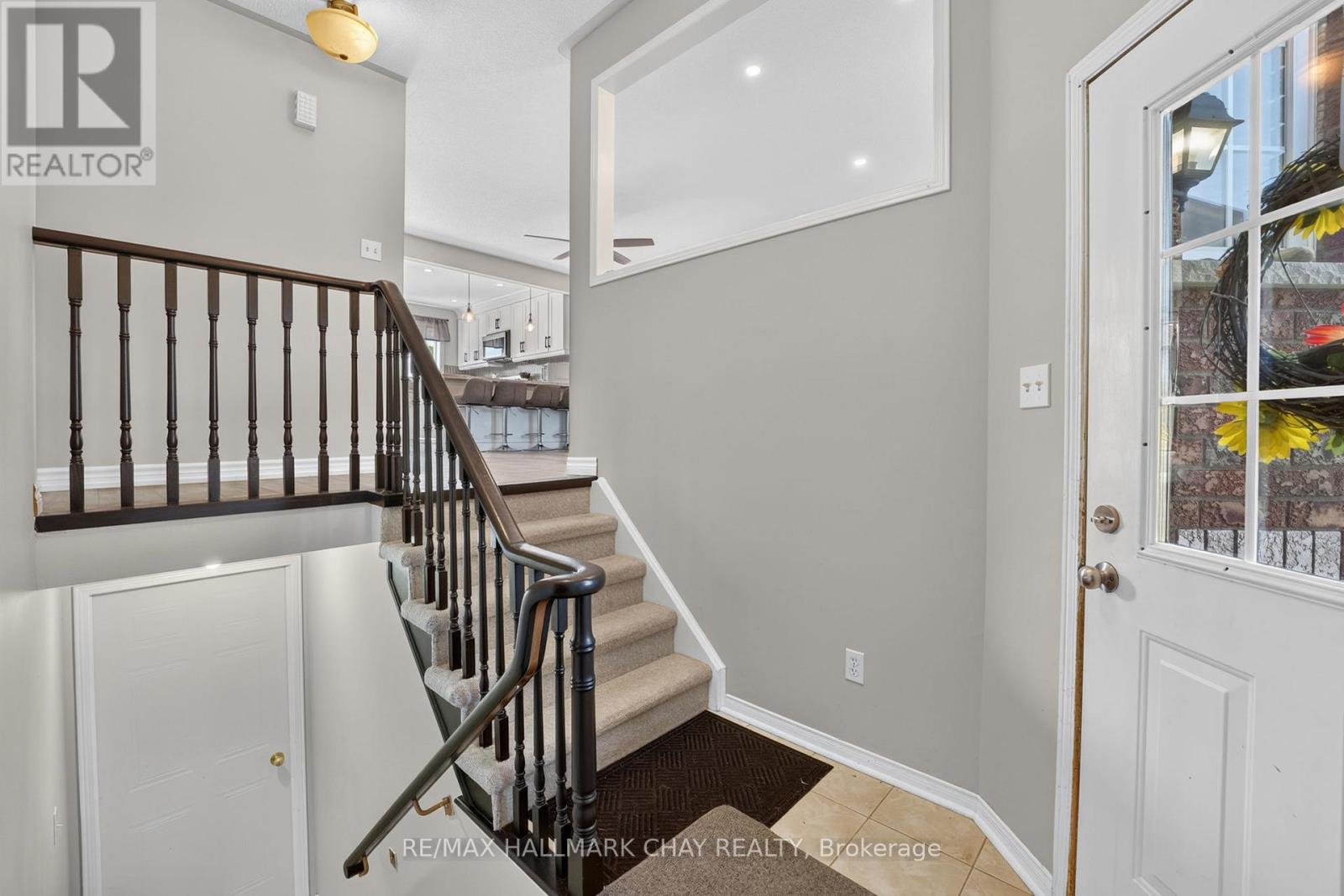 41 HODGSON DRIVE - 6