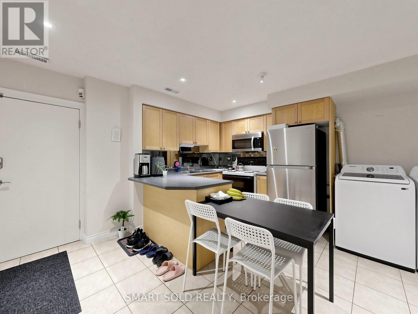 83 FISHERVILLE ROAD - Image 30