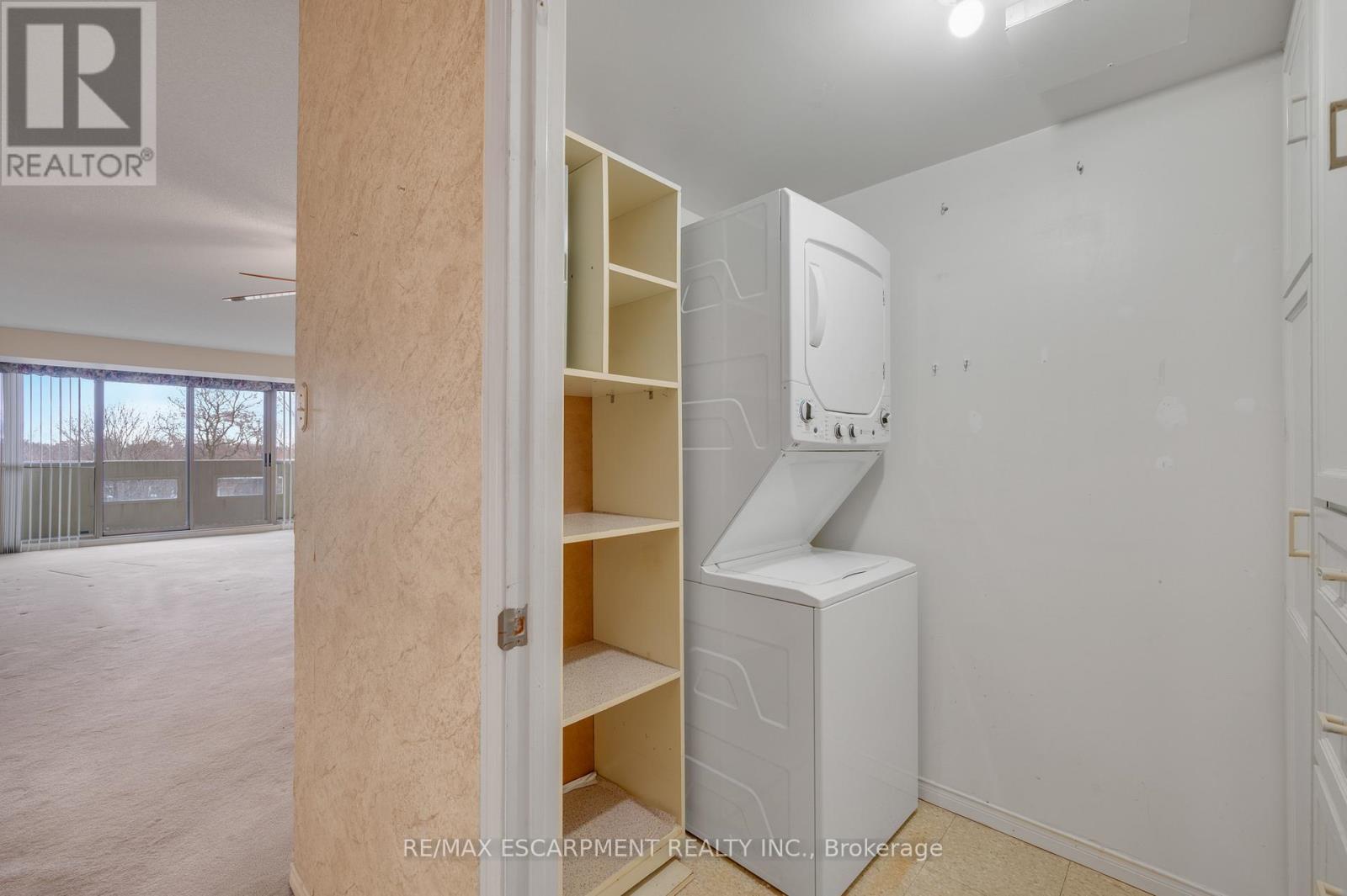 #302 5070 PINEDALE AVENUE - 20