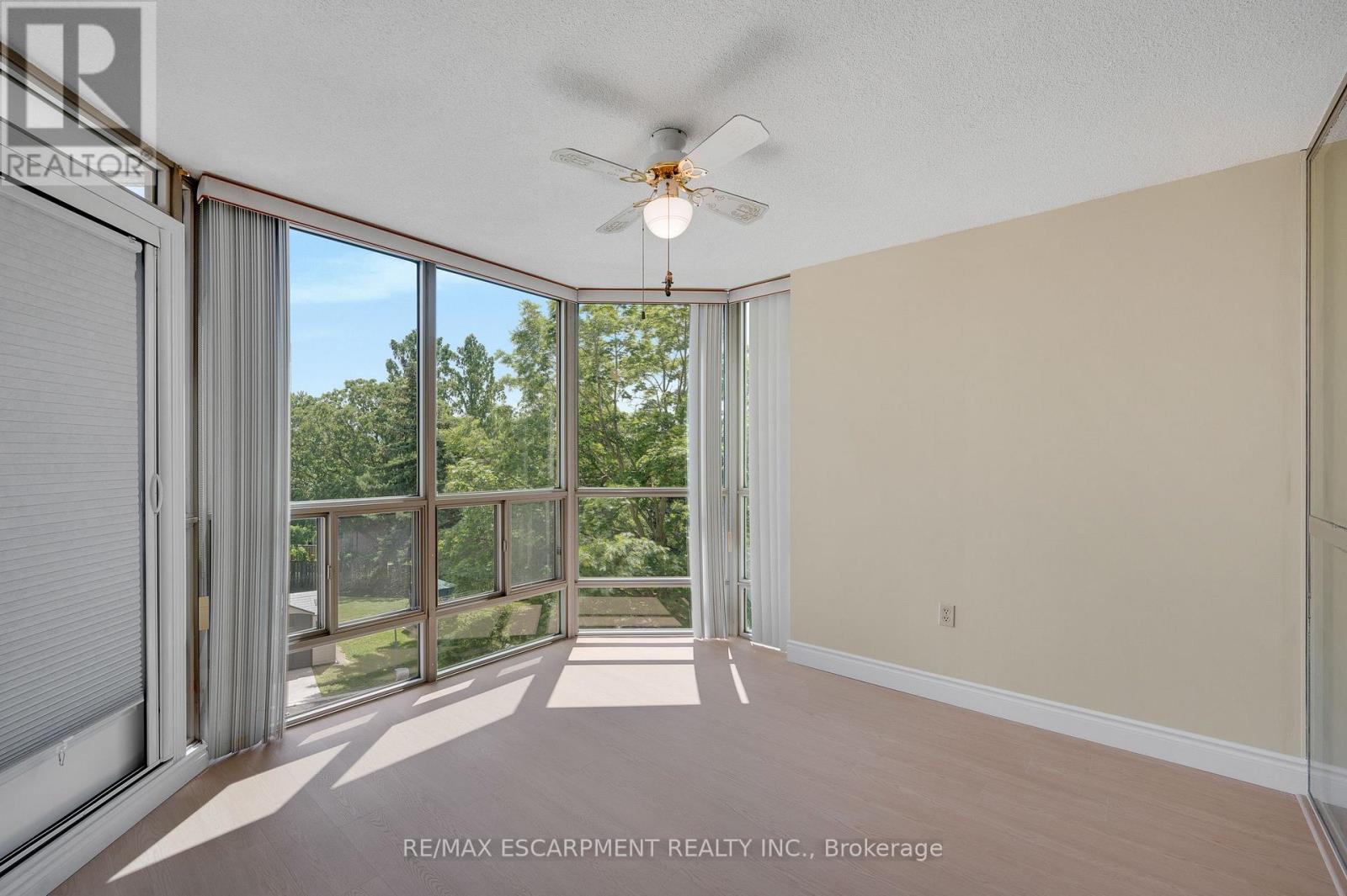 #302 5070 PINEDALE AVENUE - 15