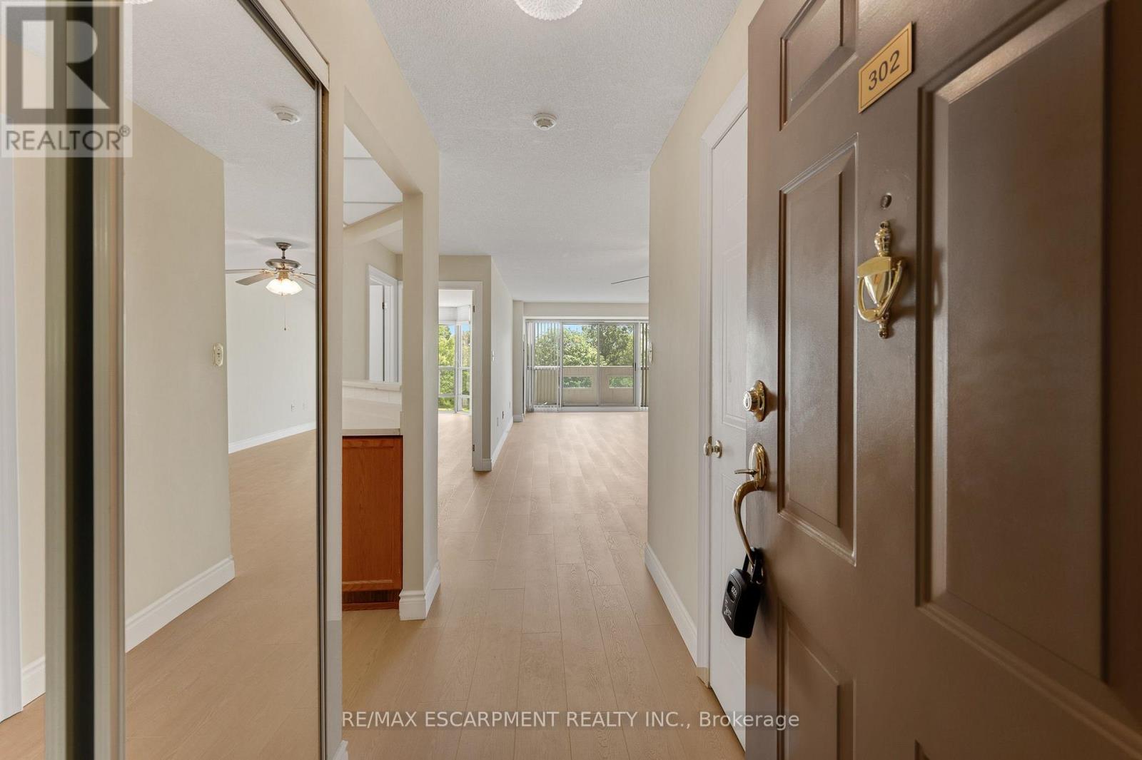 #302 5070 PINEDALE AVENUE - 5