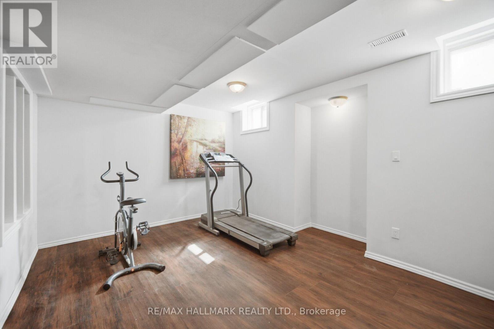 641 MARLEY CRESCENT - 23